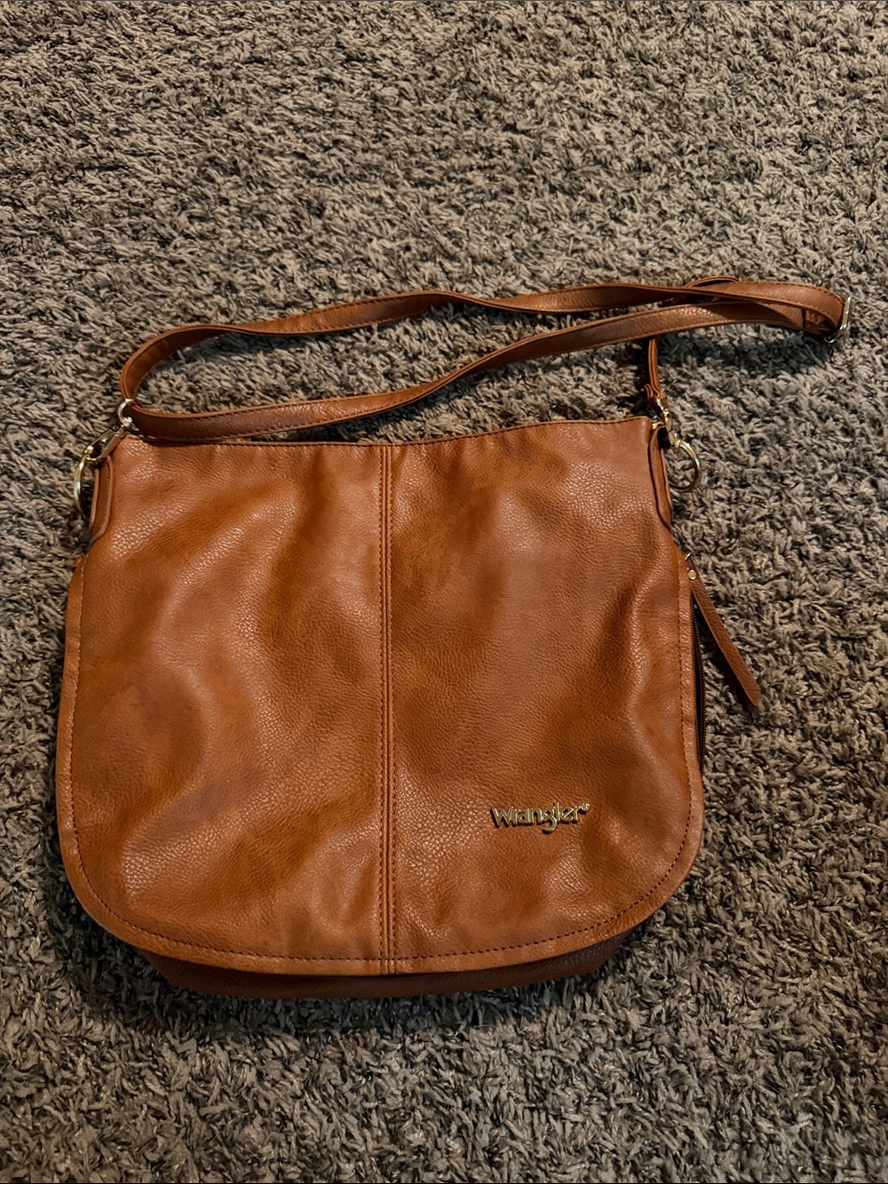 Wrangler expandable hobo bag